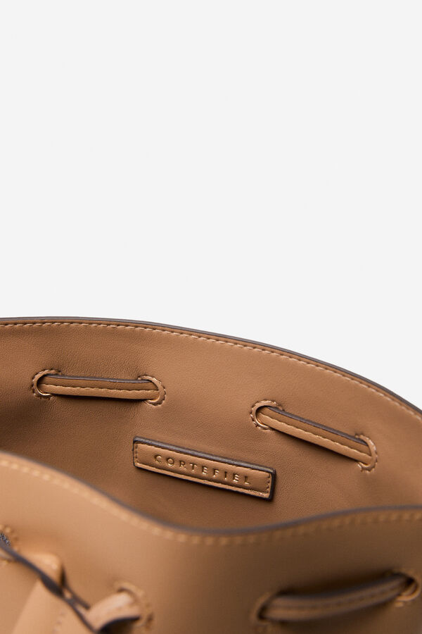 Cortefiel Bolso bucket mini Beige