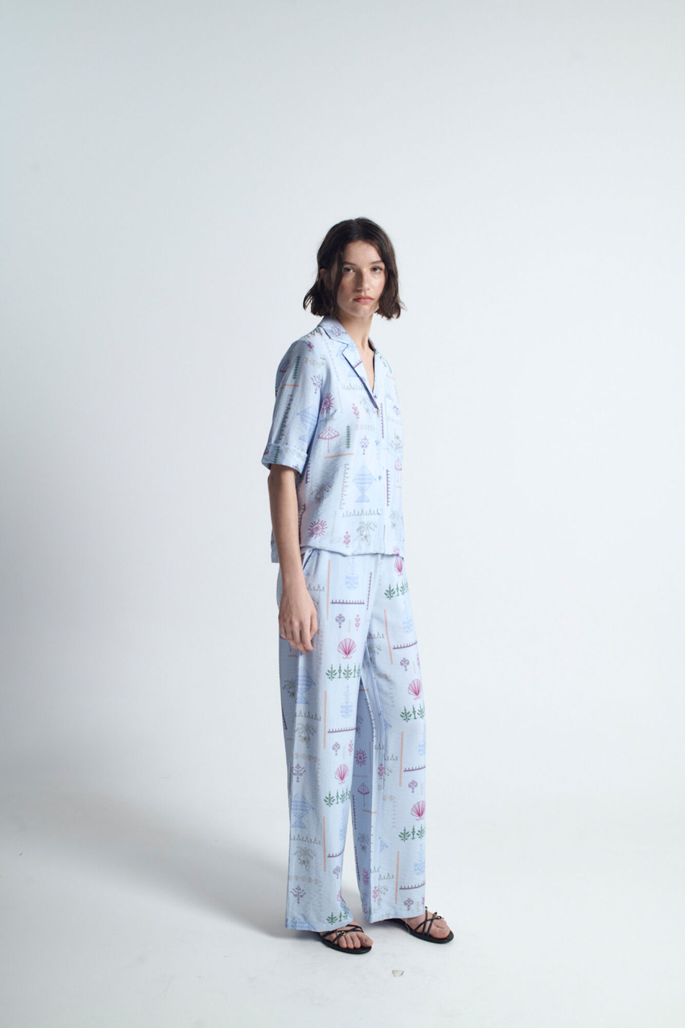 Object Pantal&oacute;n estampado fluido