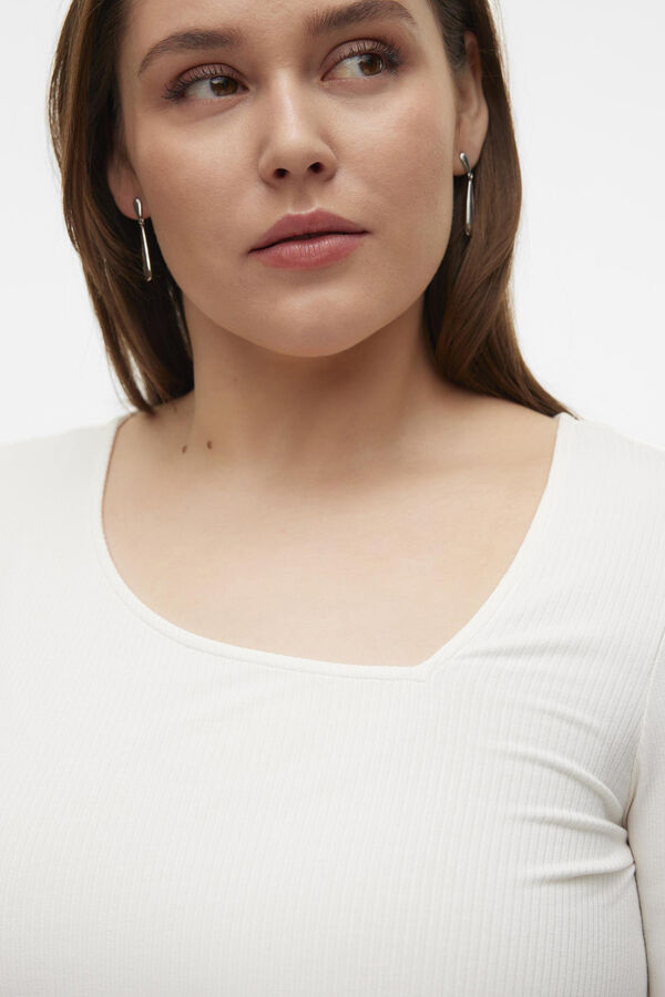 Vero Moda Curve Camiseta escote asimétrico talla grande Blanco