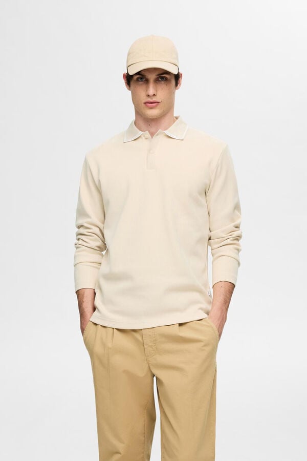 Selected Camisa p&oacute;lo de manga comprida confeccionada em 100% algod&atilde;o org&acirc;nico. Branco