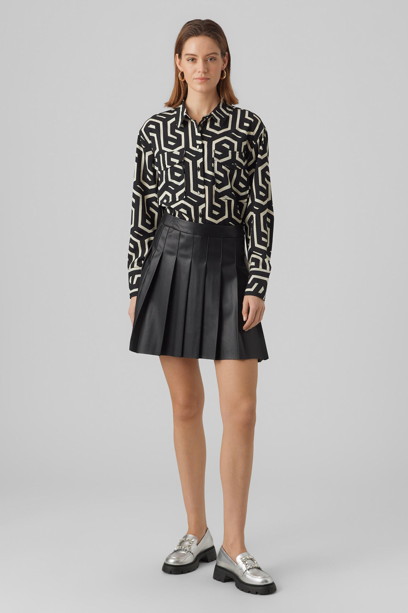 Vero Moda Saia de pregas efeito pele