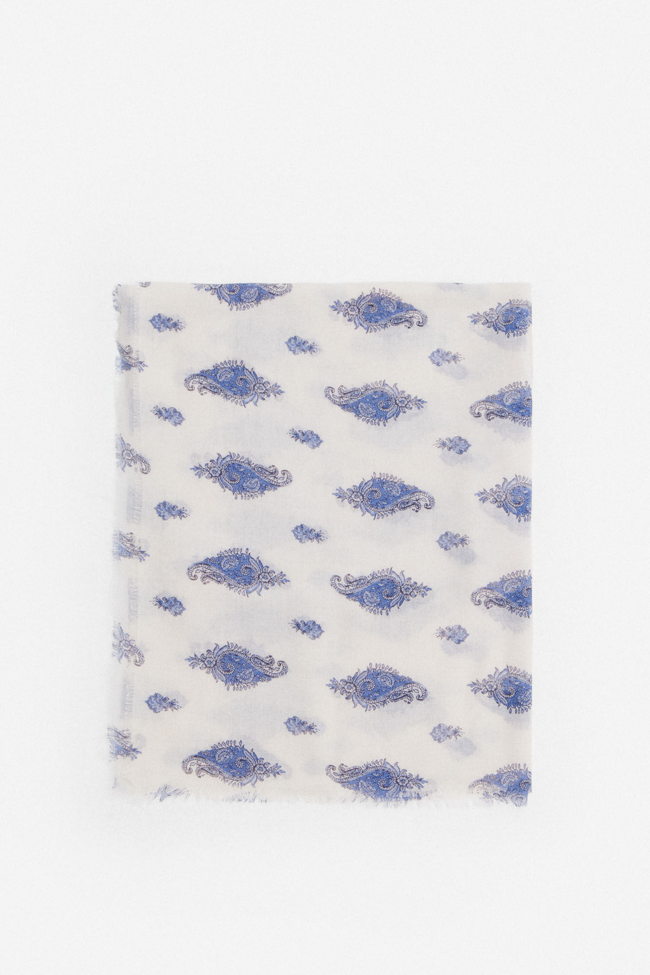 Cortefiel Len&ccedil;o estampado