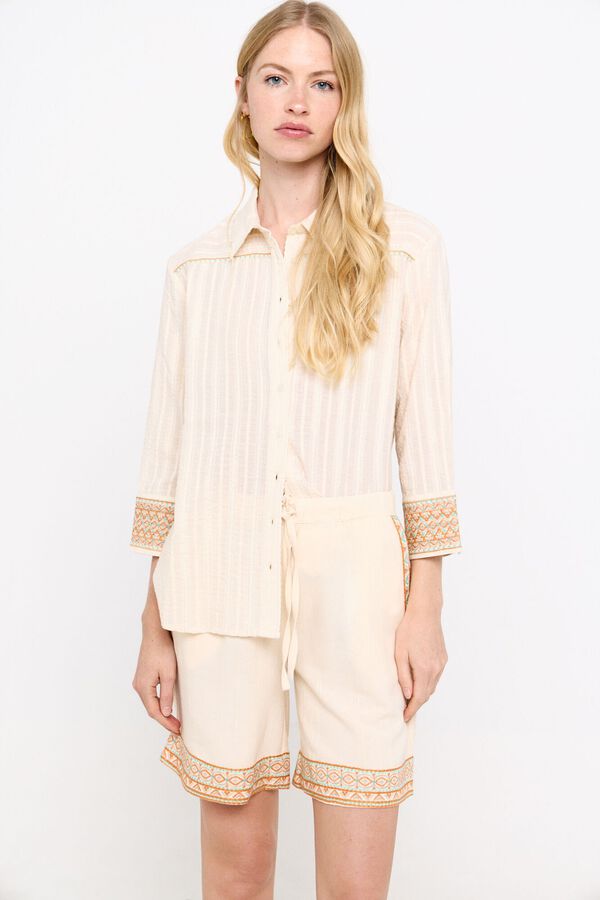 Cortefiel Short bordado Marfil