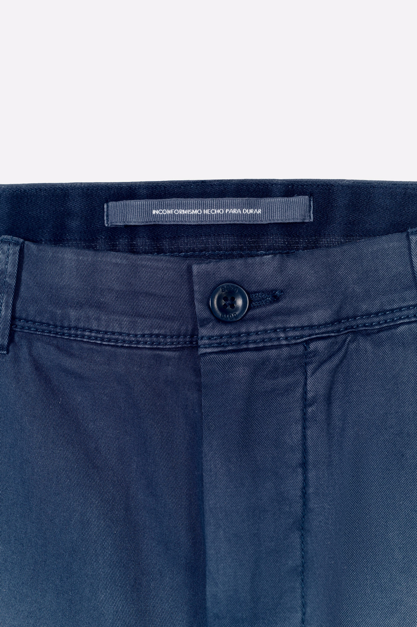 OOTO Cal&ccedil;as chino corte tapered