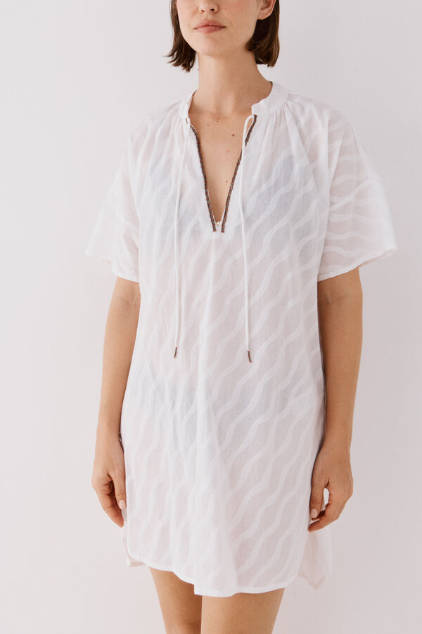 Cortefiel Caftan curto bordado Branco