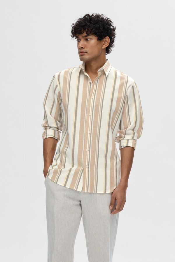 Selected Camisa de manga comprida confecionada com linho e algod&atilde;o reciclado. Verde