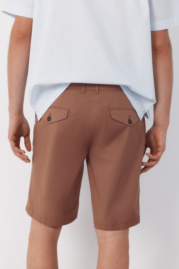 Cortefiel Bermuda chino estampada ligera Camel
