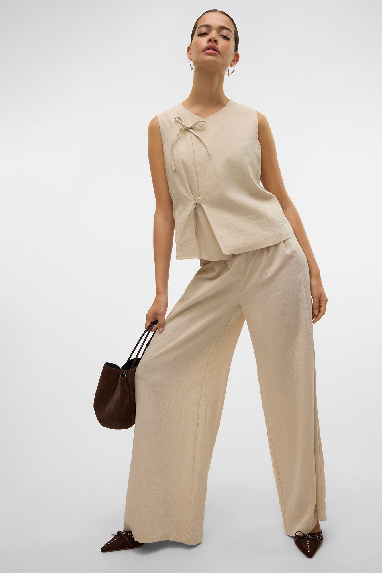 Vero Moda Pantal&oacute;n fluido palazzo