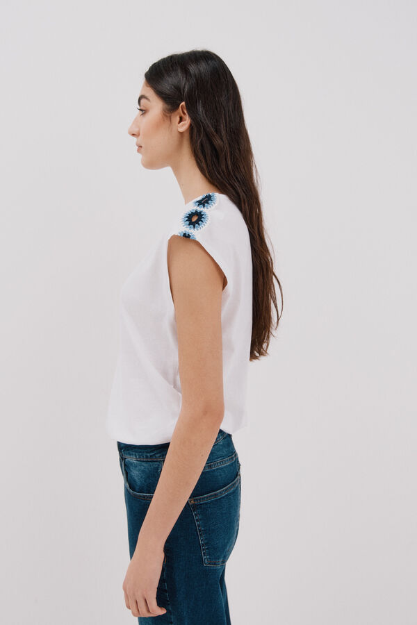 Cortefiel Camiseta detalle crochet Blanco