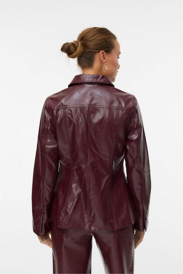 Vero Moda Cazadora ajustada efecto piel Vino