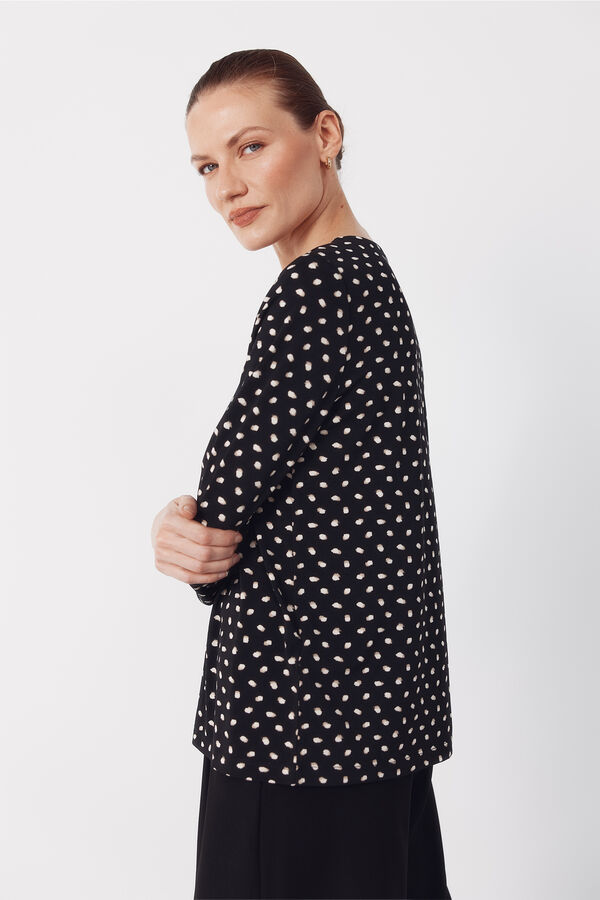 Cortefiel Blusa com decote em v e bot&otilde;es. Cinzento
