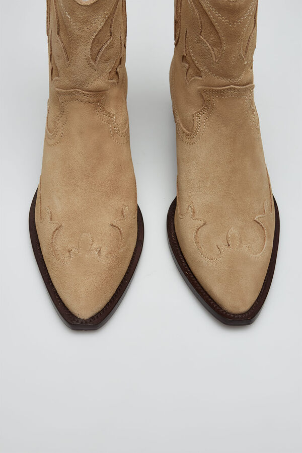 Slowlove Bot&iacute;n de serraje Beige