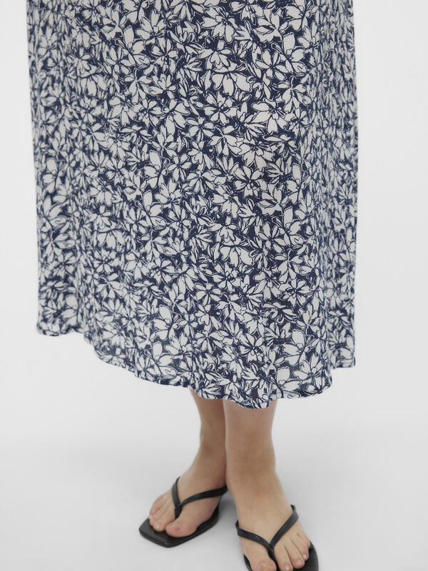 Vero Moda Curve Falda midi cintura el&aacute;stica talla grande Azul marino