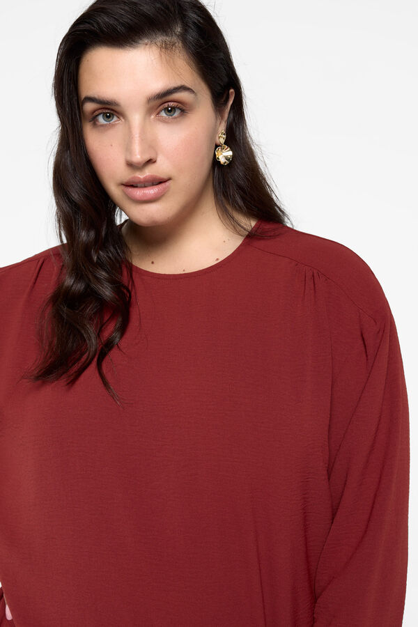 Vero Moda Curve Top encaje en la espalda talla grande Marrón oscuro