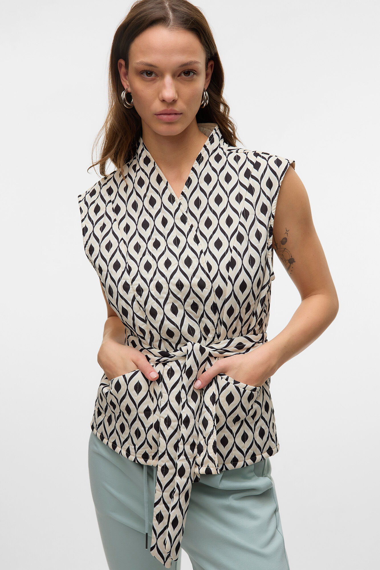 Vero Moda Colete ultraleve acolchoado