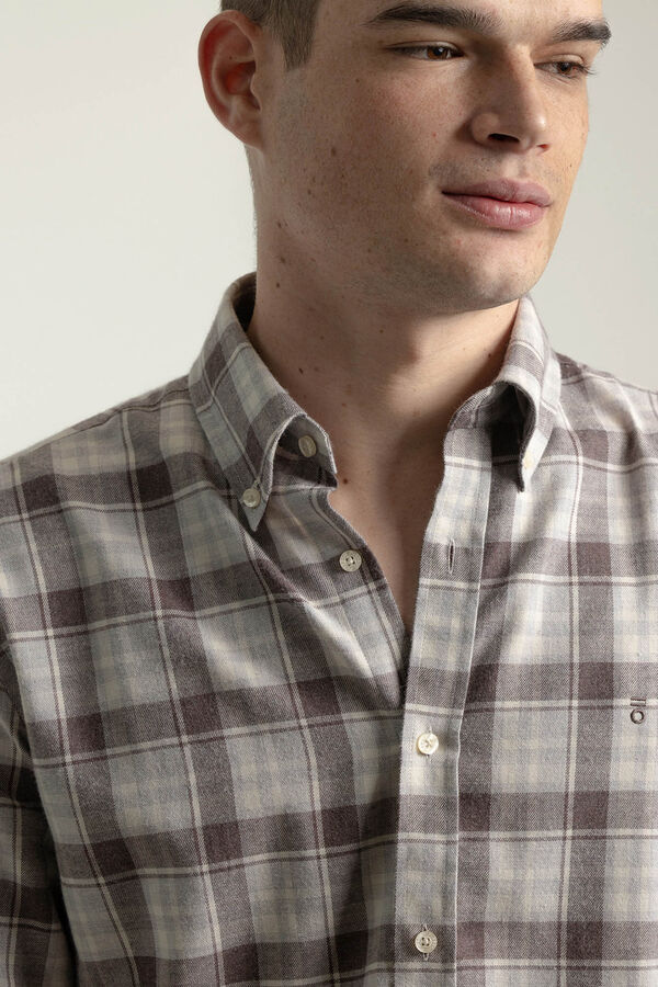 PuroEGO Camisa slim algod&oacute;n cuadro tart&aacute;n Marr&oacute;n