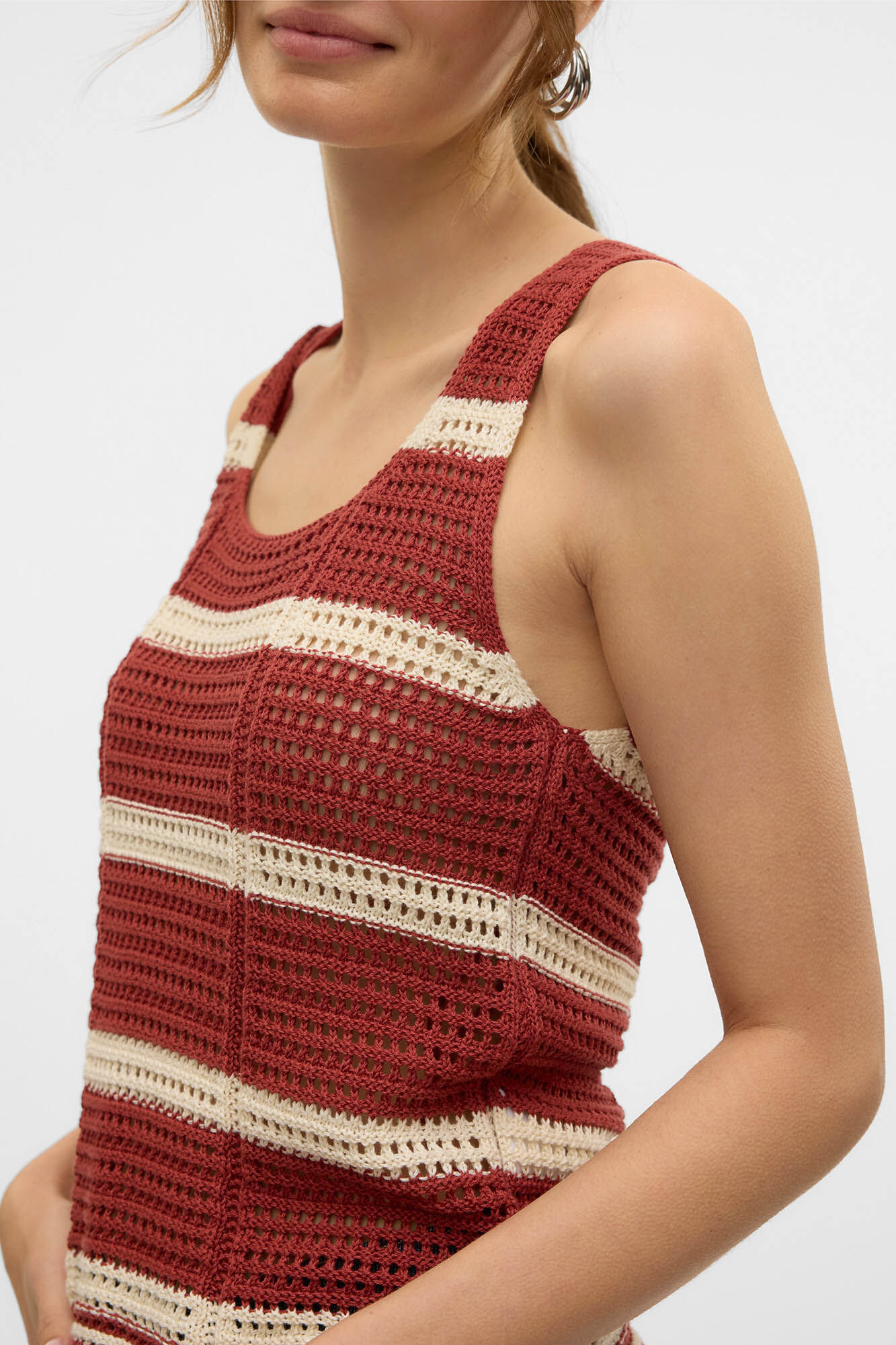 Vero Moda Blusa manga de crochet 