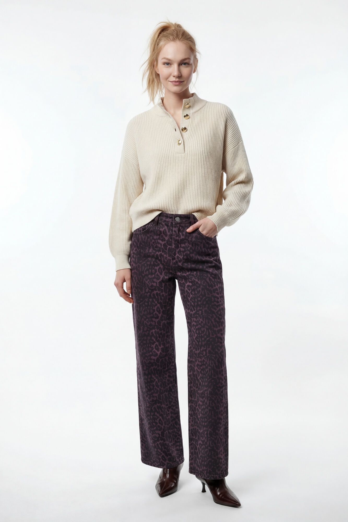 Vila Pantal&oacute;n vaquero estampado leopardo