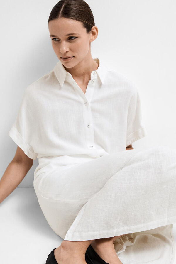 Selected Femme Camisa de manga corta de lino. Regular Fit. Blanco