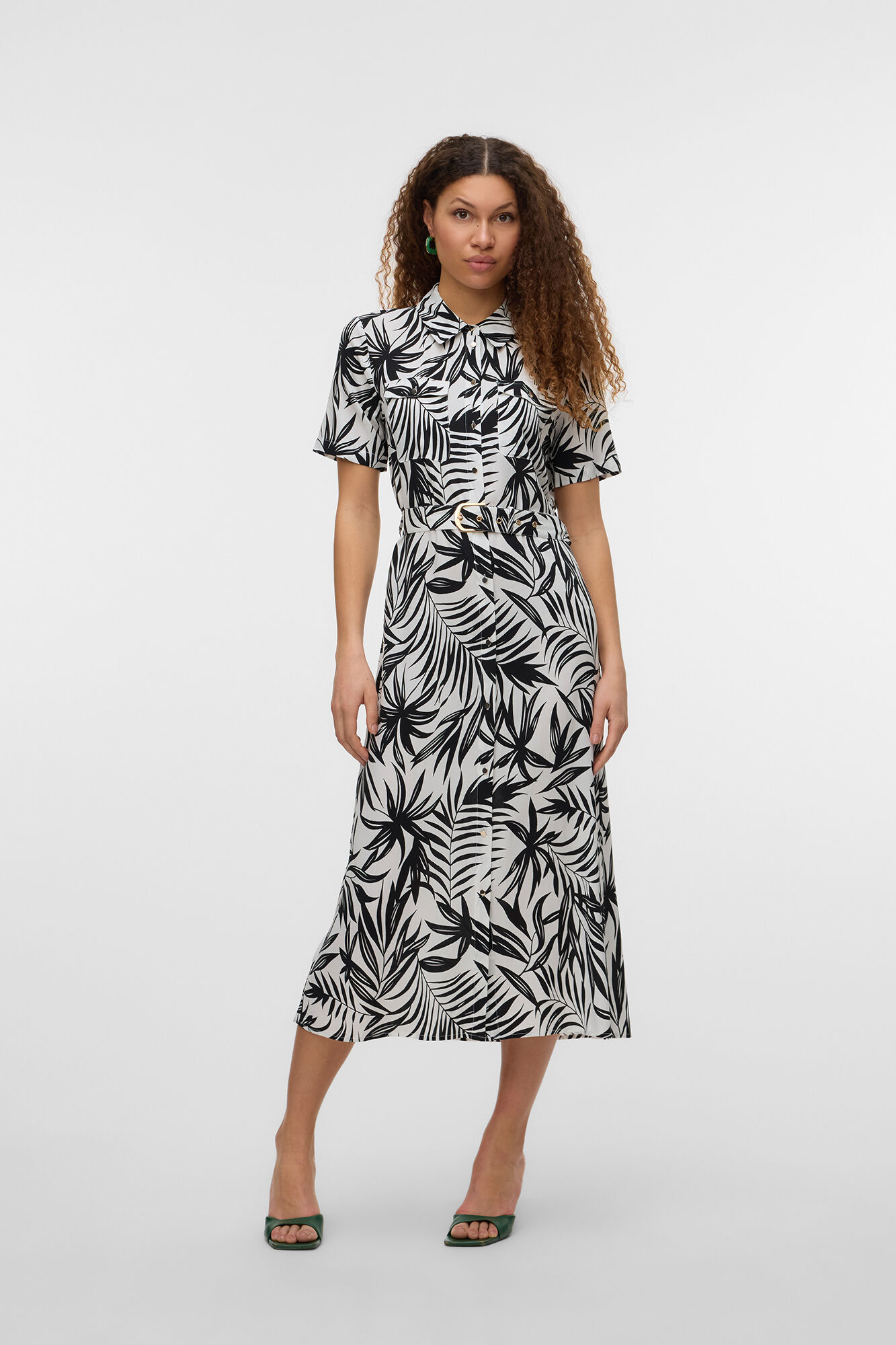 Vero Moda Vestido midi camisero