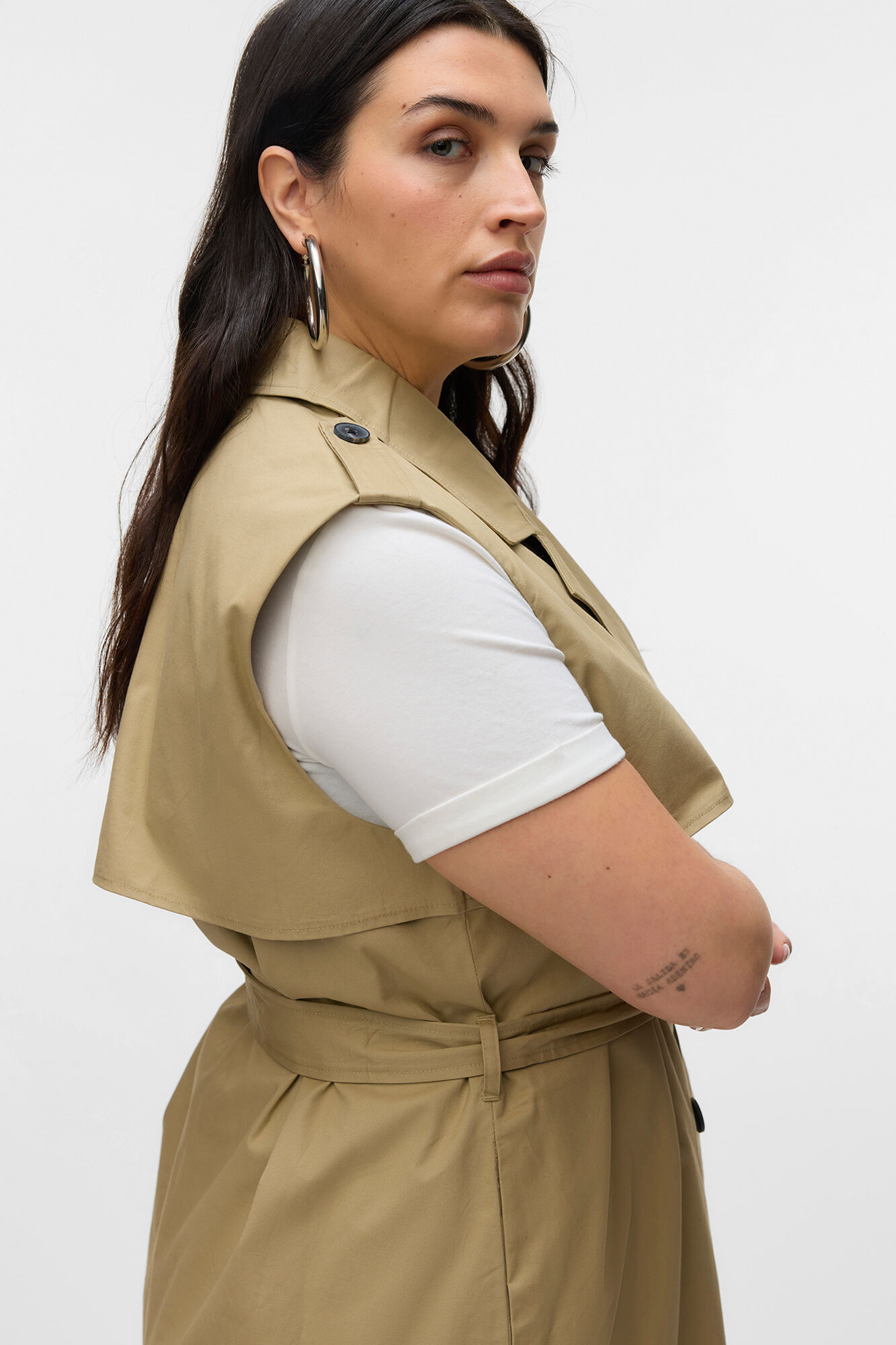 Vero Moda Curve Chaleco largo de doble abotonadura talla grande