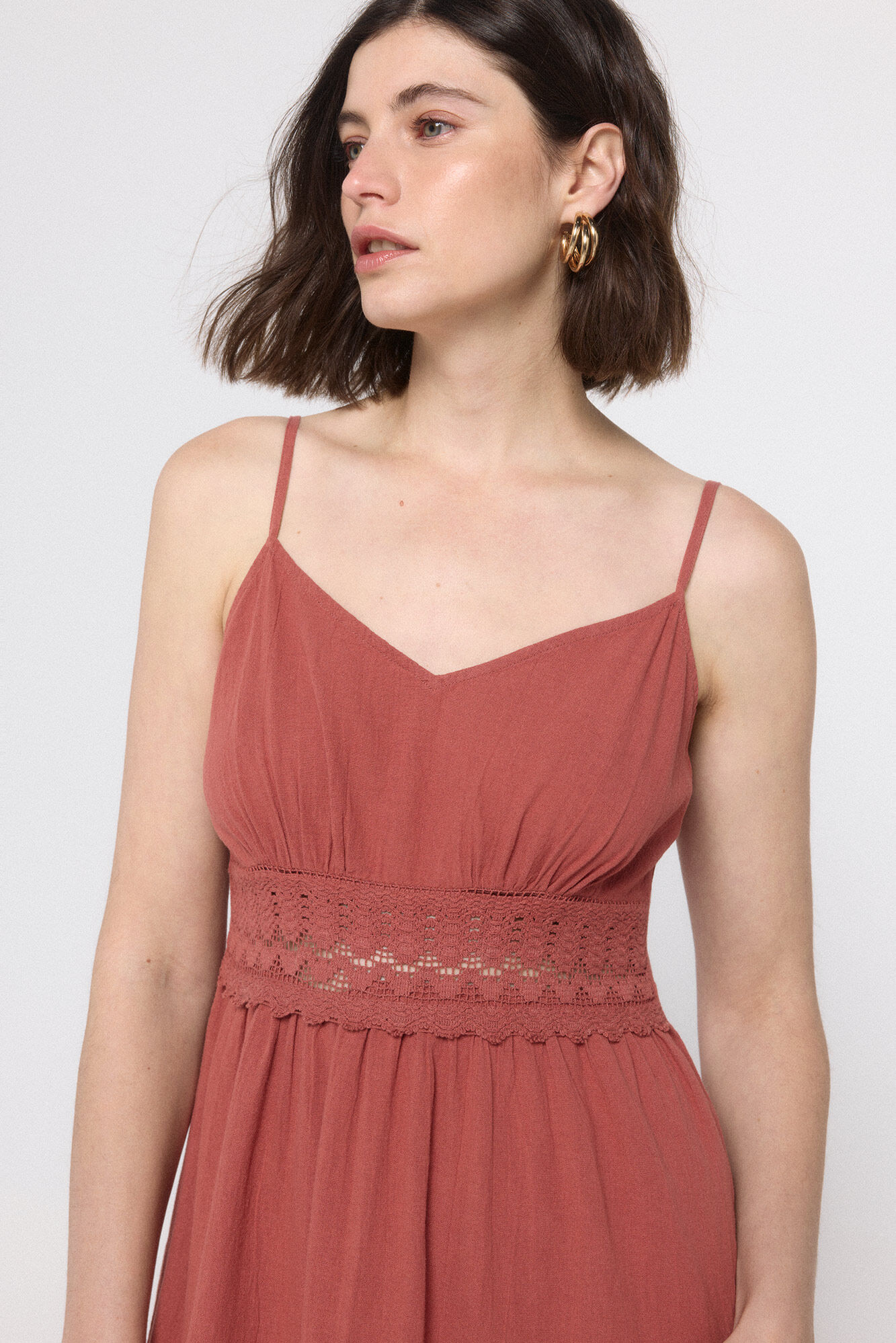 Vero Moda Vestido largo detalle de encaje