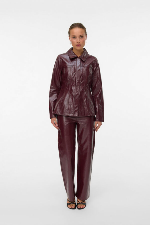 Vero Moda Pantal&oacute;n encerado efecto brillo Granate