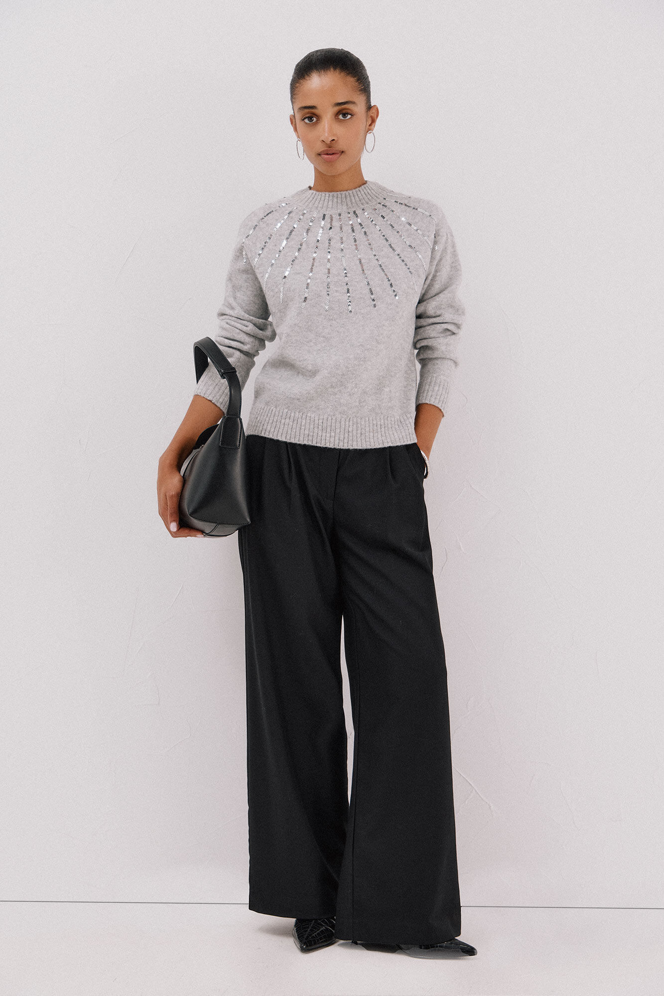 Cortefiel Jersey delantero lentejuelas.