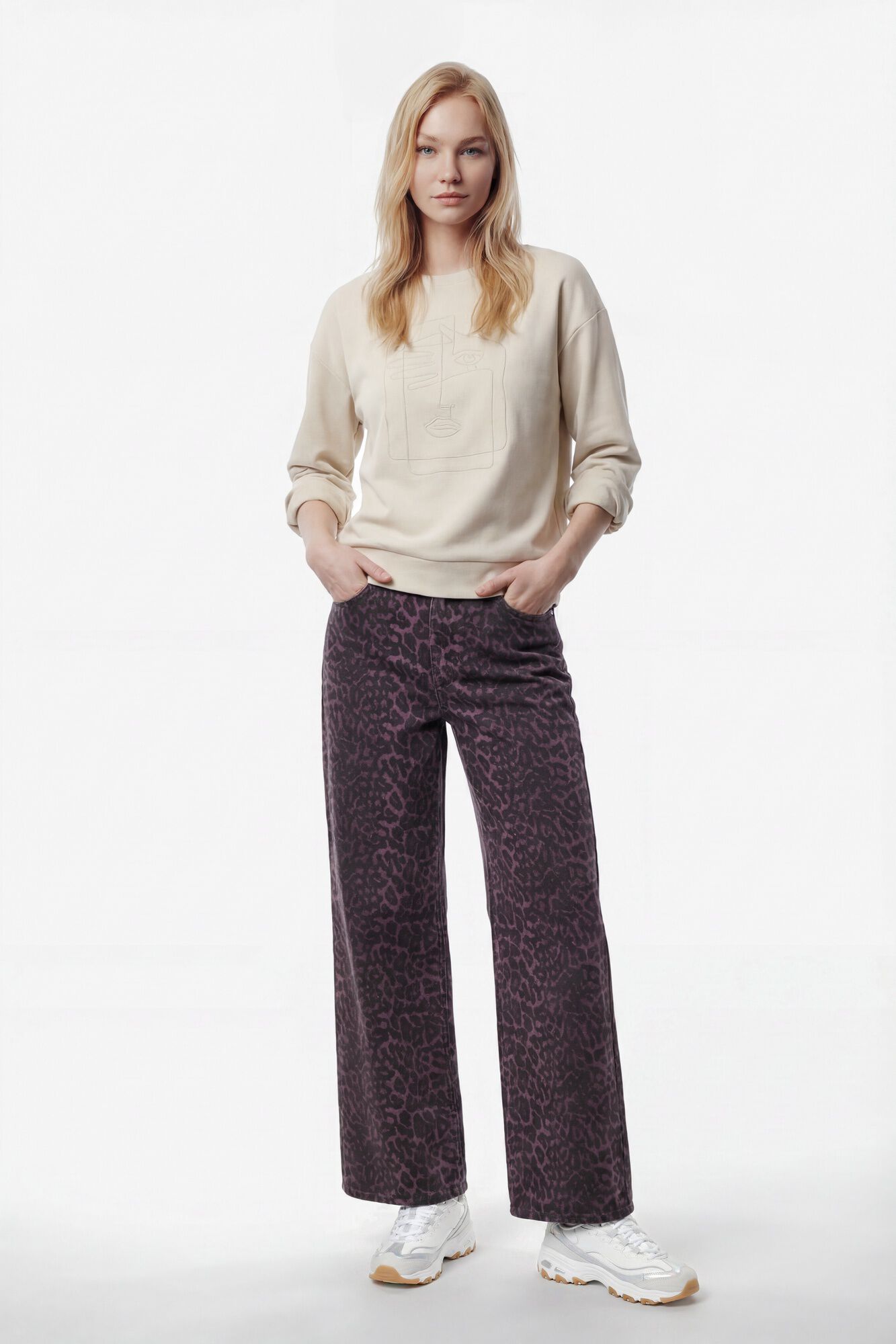 Vila Sudadera de algod&oacute;n org&aacute;nico con bordado