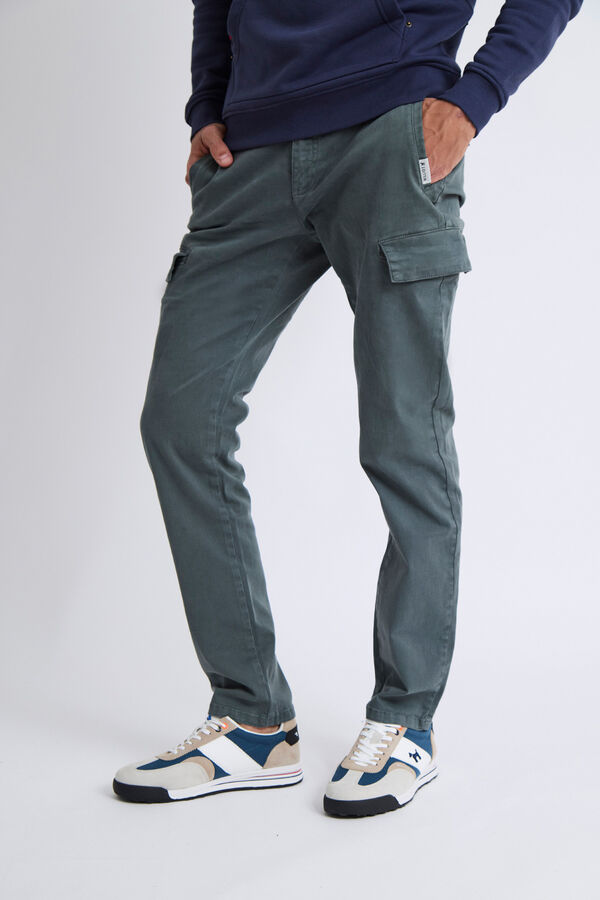 Williot Cal&ccedil;a cargo Verde