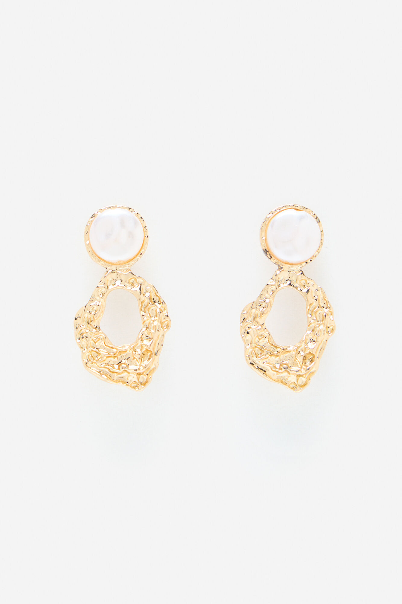 Cortefiel Brinco de p&eacute;rola dourada