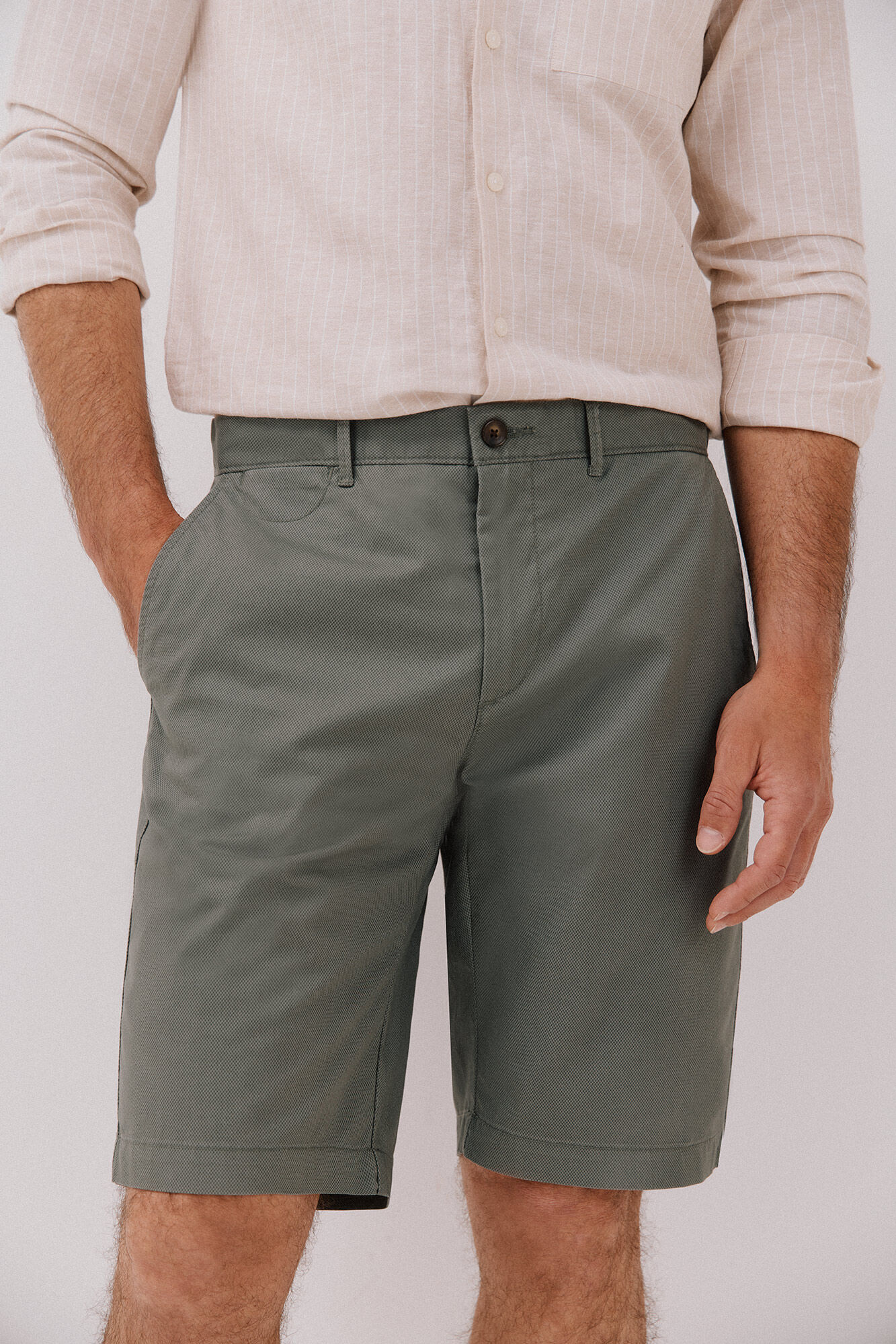 Cortefiel Bermudas chinos estampadas