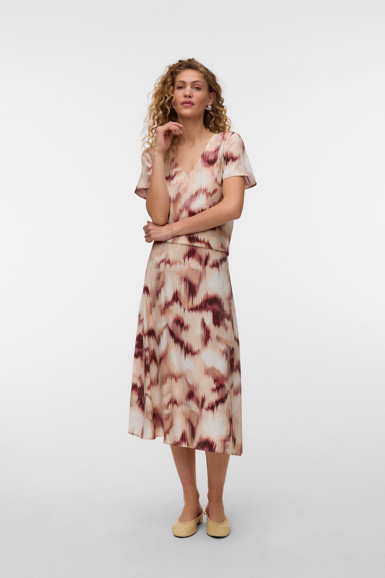 Vero Moda Saia 7/8 efeito acetinado