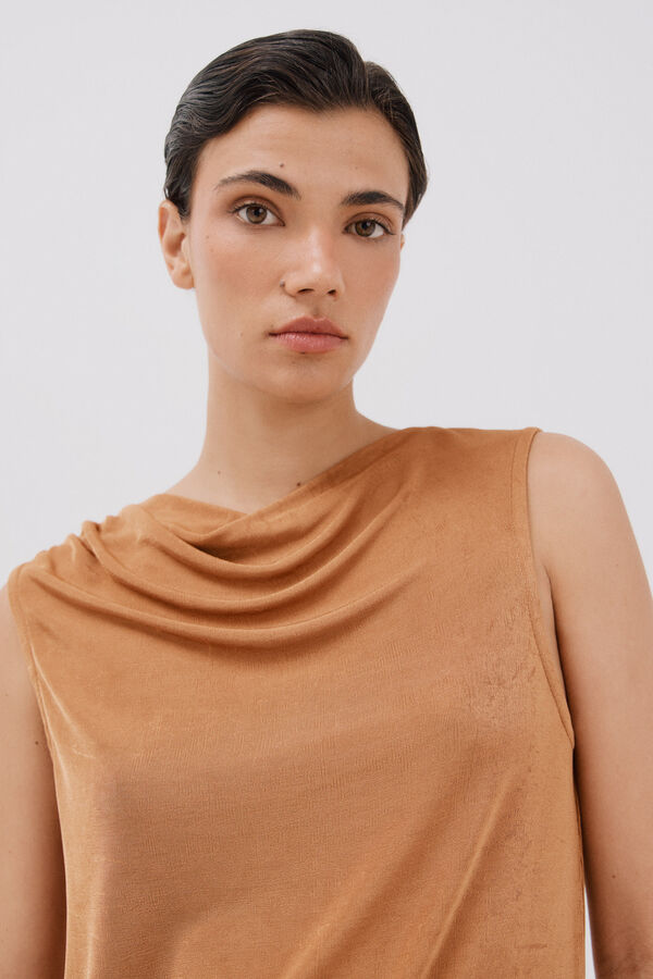 Cortefiel Top de malha drapeado de cetim Castanho