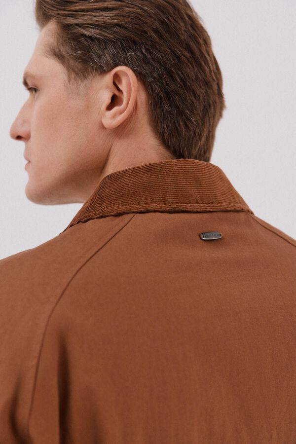 Cortefiel Chaqueta cuello combinado Marr&oacute;n