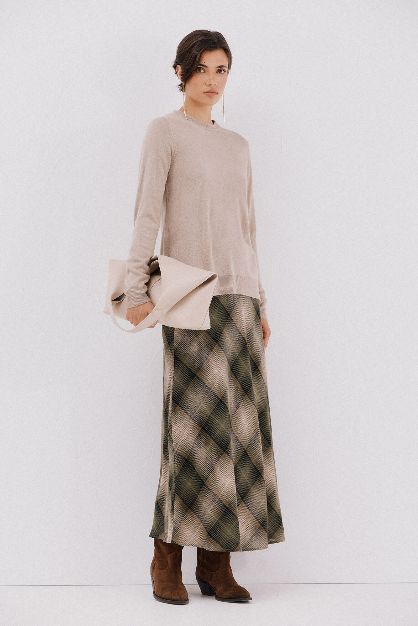 Cortefiel Camiseta b&aacute;sica quadrada