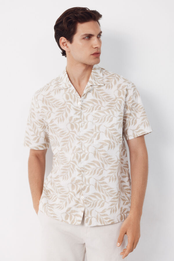Cortefiel Camisa estampada de manga curta Tostado