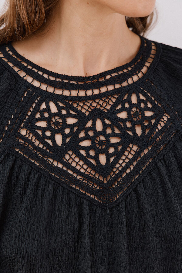 Cortefiel Top parche crochet Negro