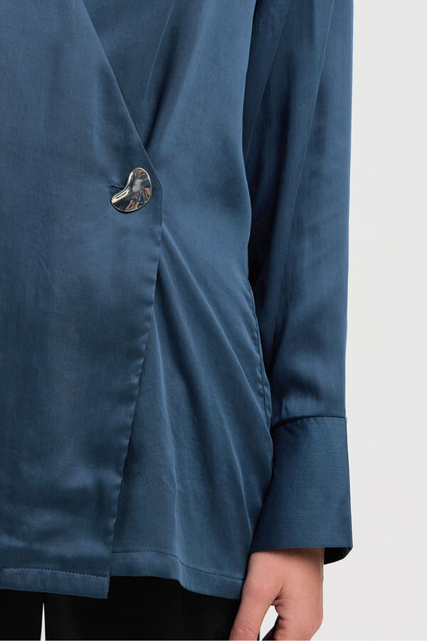 Selected Blusa cuello pico detalle met&aacute;lico Azul marino