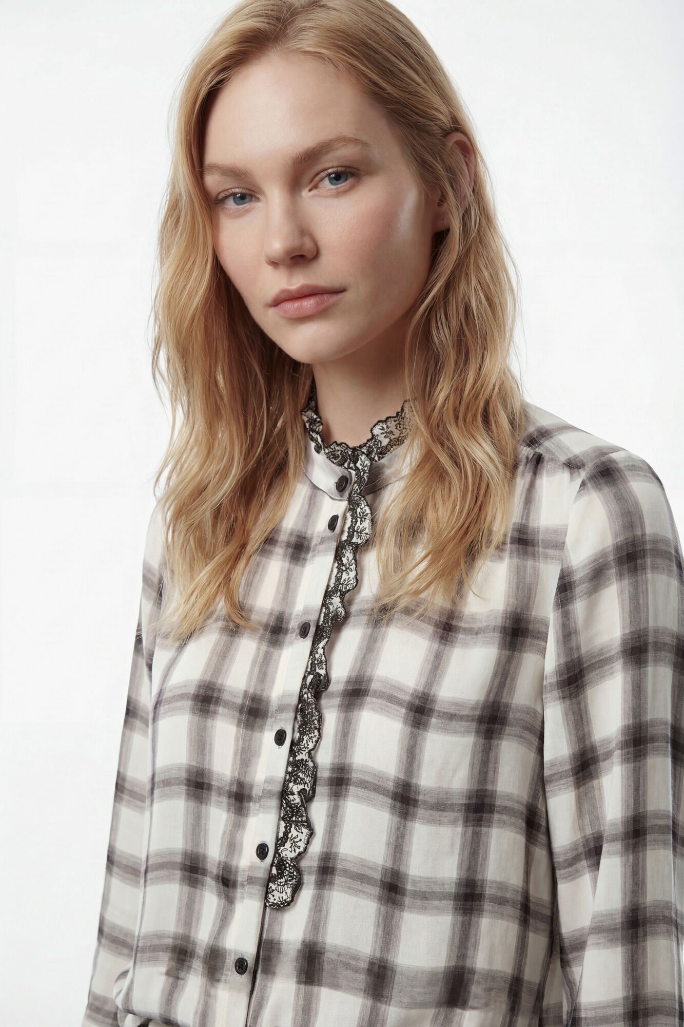 Vero Moda Camisa Perkins de manga manga com gola