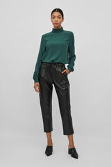 Vila Cal&ccedil;as efeito pele Preto