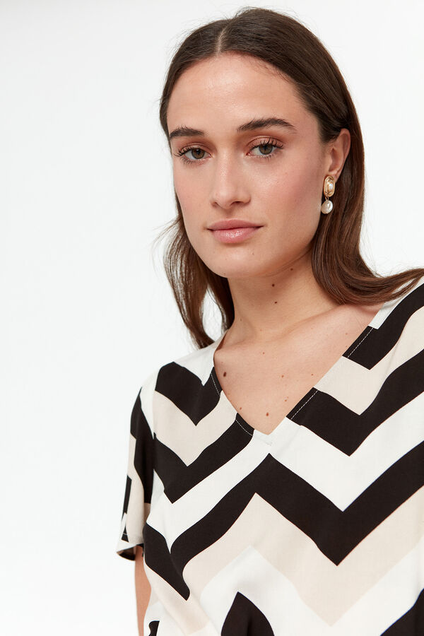 Vero Moda Vestido corto de manga corta Negro