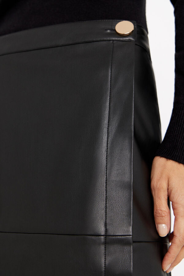 Cortefiel Falda midi cruzada de s&iacute;mil piel Negro