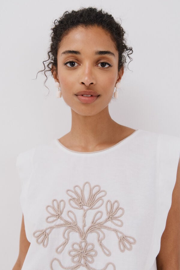 Cortefiel Blusa bordado contrastante Branco