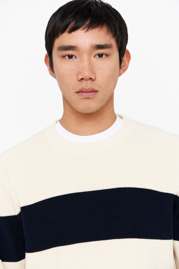 Cortefiel Camisola &agrave;s riscas gola redonda Ecru