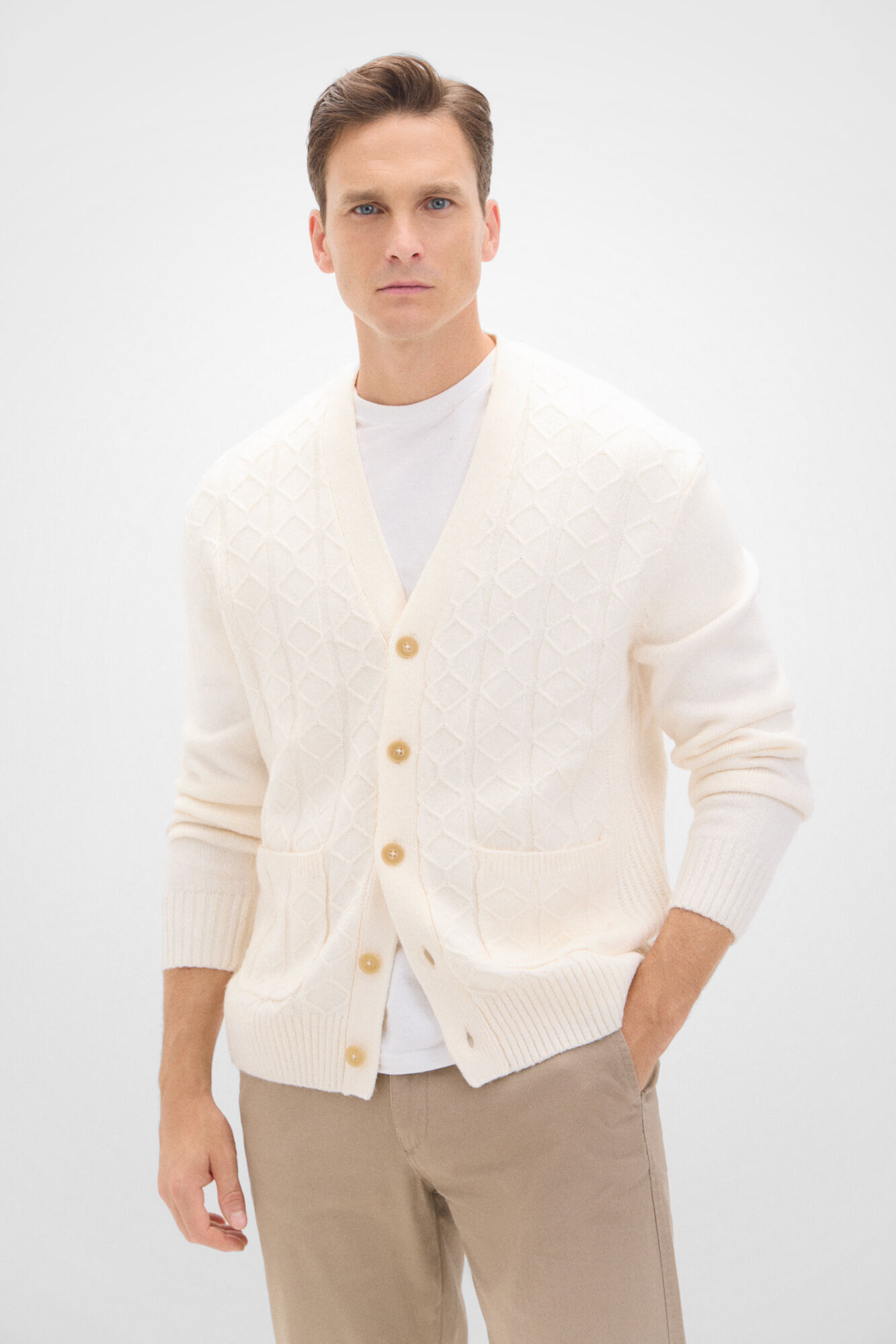 Cortefiel Cardig&atilde; losango com fecho de bot&otilde;es