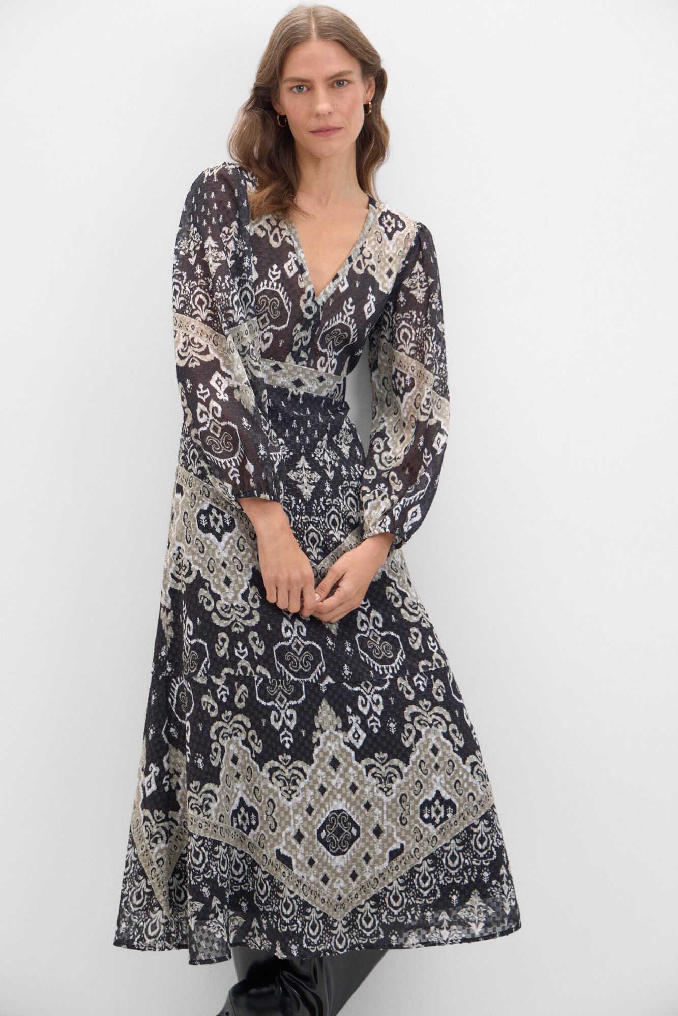 Cortefiel Vestido estampado com textura