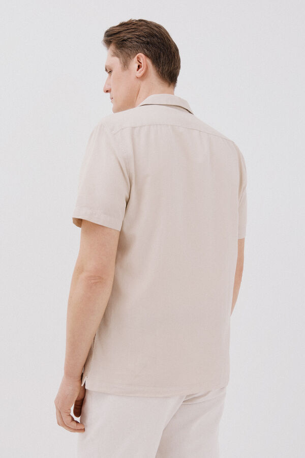 Cortefiel Camisa de manga curta de algod&atilde;o e linho simples Tostado