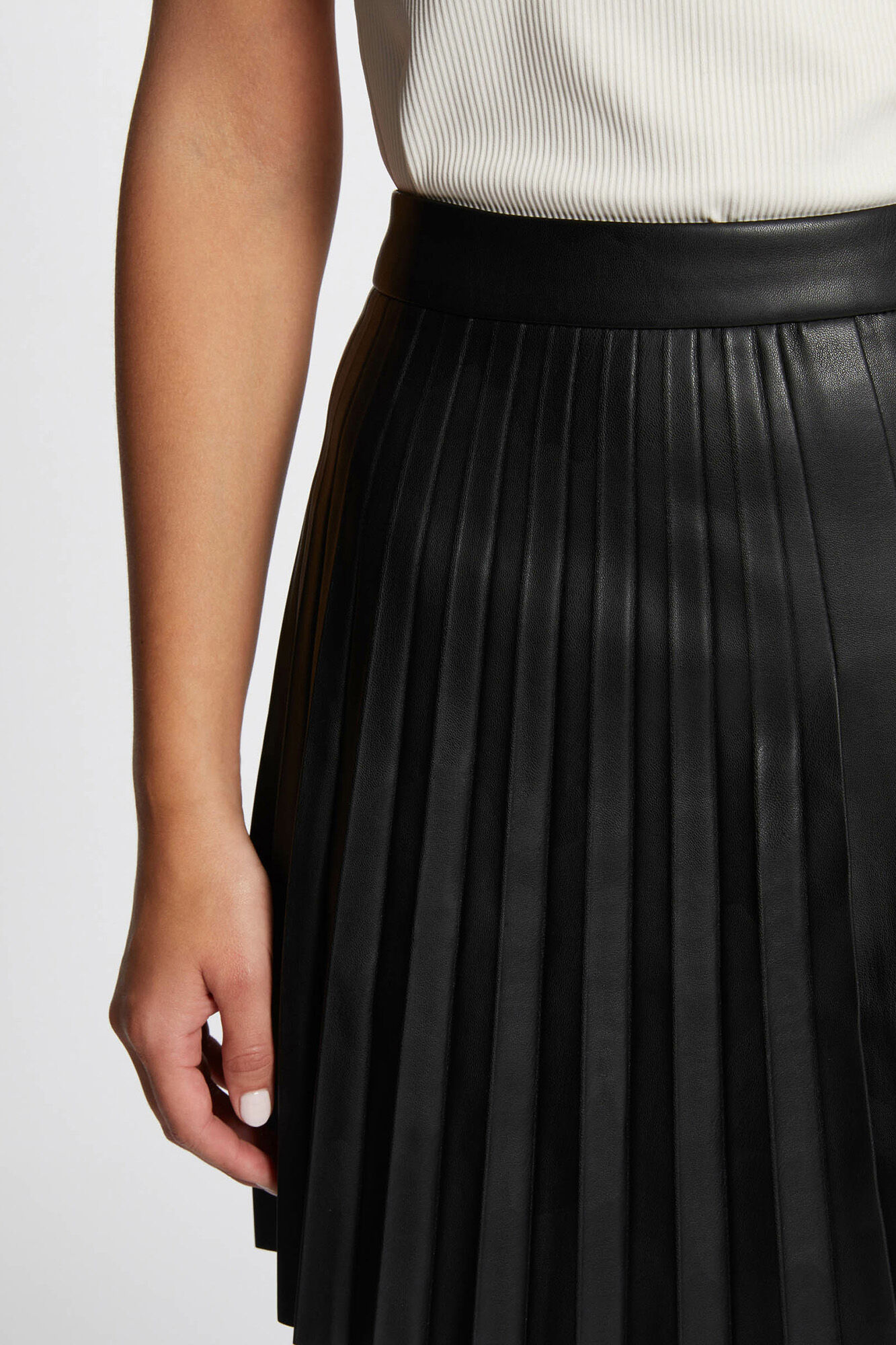 Morgan Falda corta cuero sint&eacute;tico