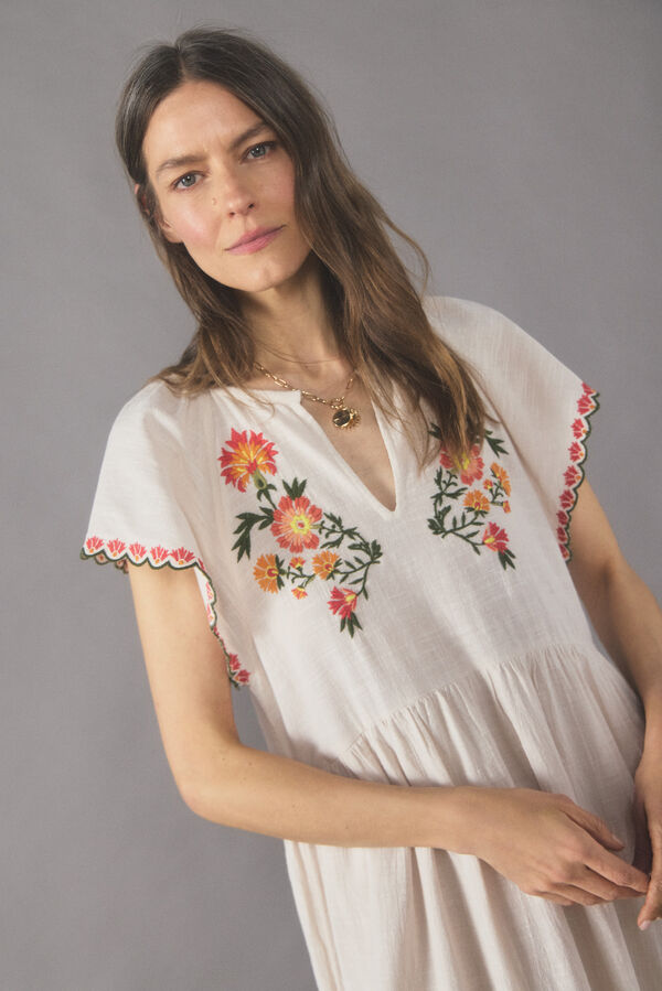 Cortefiel Vestido algod&oacute;n bordado Blanco